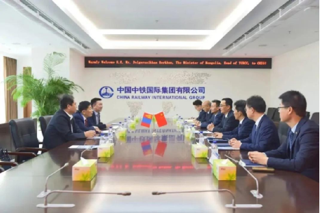 Biyanchun held talks with Chairman of Mongolia's Capital Traffic Diversion Committee, Bau Derigalsaikhan